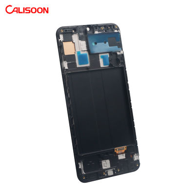 Η οθόνη LCD Samsung με 3 θύρες HDMI για εμπειρία υψηλής ευκρίνειας